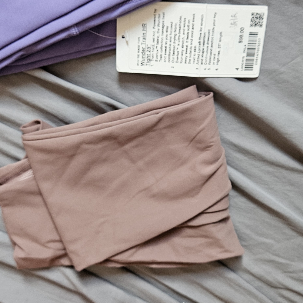 nwt lululemon Wunder Train 25" sz4